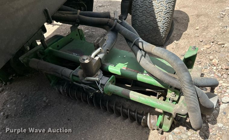 image for item KX9069 John Deere 3235A  reel mower