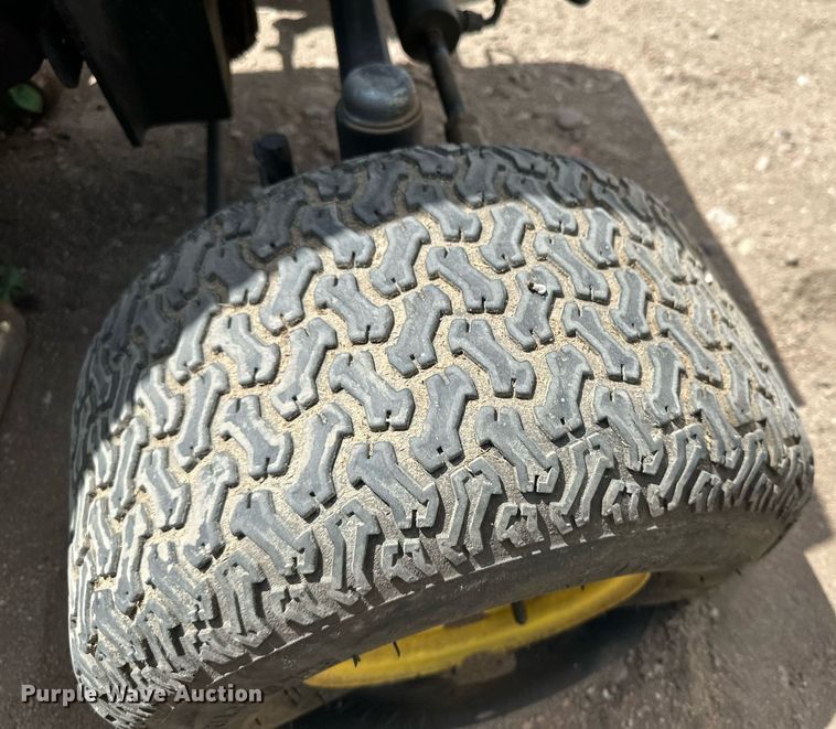 image for item KX9069 John Deere 3235A  reel mower