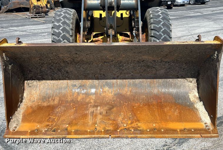 image for item LA9868 2008 John Deere 444J  wheel loader