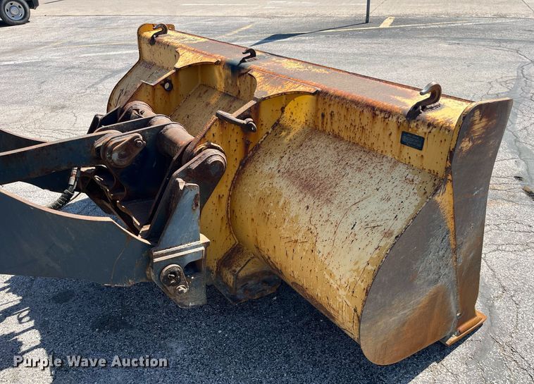 image for item LA9868 2008 John Deere 444J  wheel loader