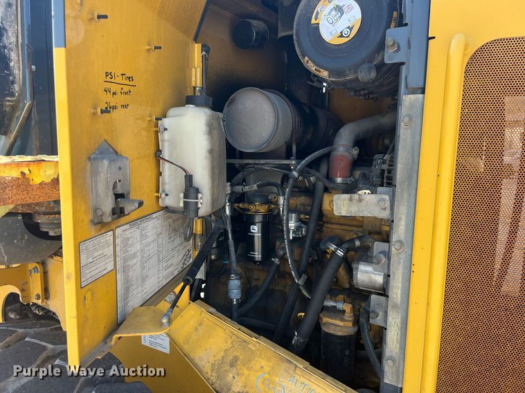 image for item LA9868 2008 John Deere 444J  wheel loader