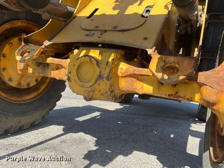 image for item LA9868 2008 John Deere 444J  wheel loader