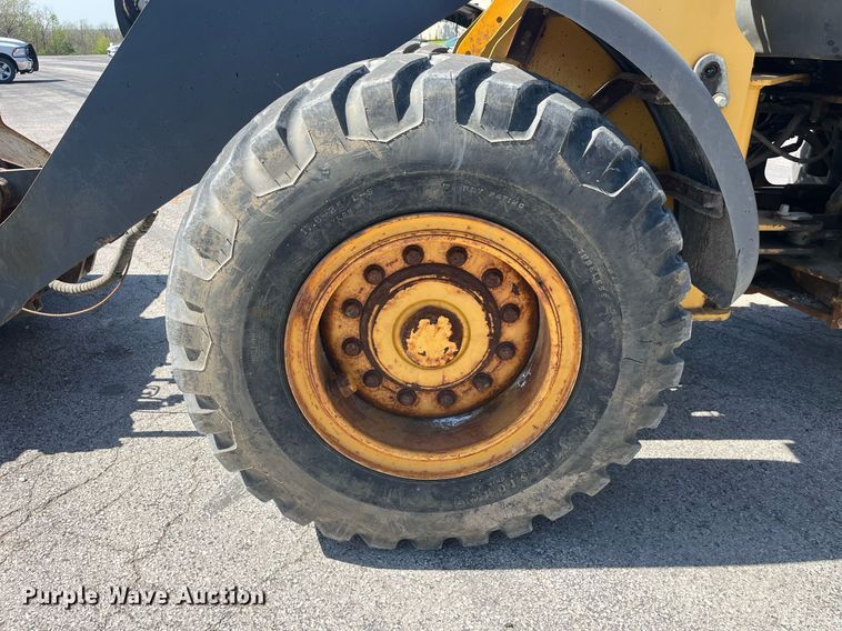 image for item LA9868 2008 John Deere 444J  wheel loader