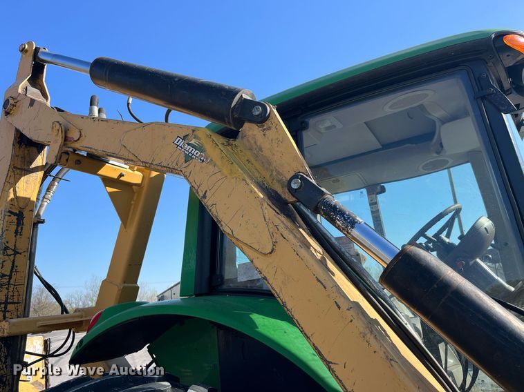 image for item LA9869 John Deere 7130 Premium  MFWD tractor