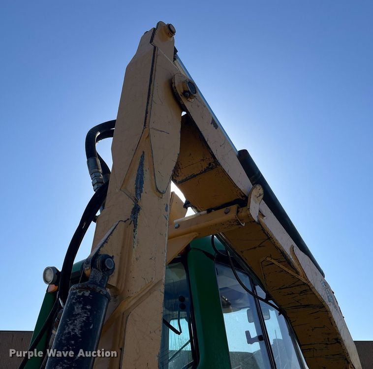 image for item LA9869 John Deere 7130 Premium  MFWD tractor