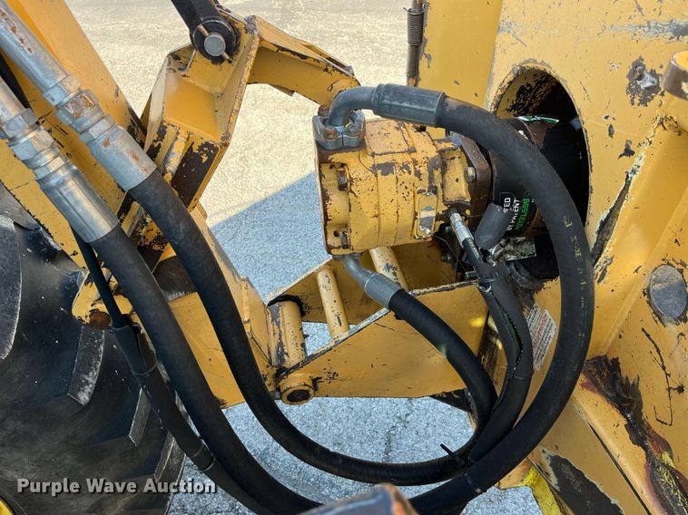 image for item LA9869 John Deere 7130 Premium  MFWD tractor