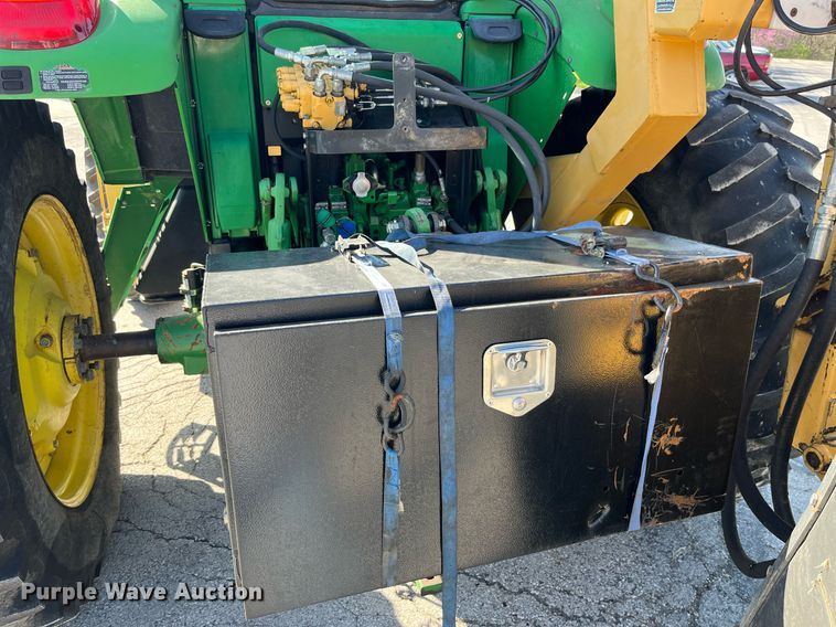 image for item LA9869 John Deere 7130 Premium  MFWD tractor