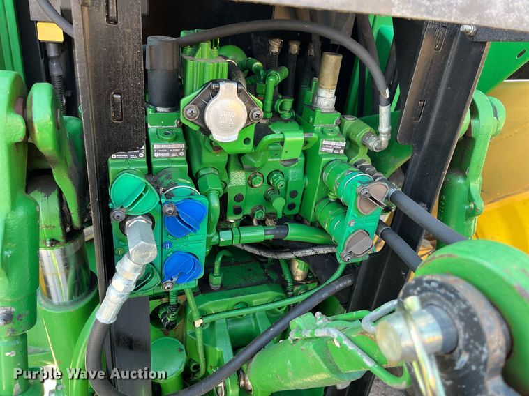 image for item LA9869 John Deere 7130 Premium  MFWD tractor