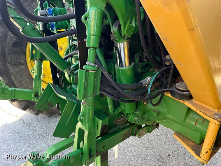 image for item LA9869 John Deere 7130 Premium  MFWD tractor