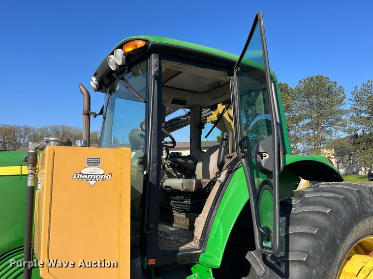 image for item LA9869 John Deere 7130 Premium  MFWD tractor