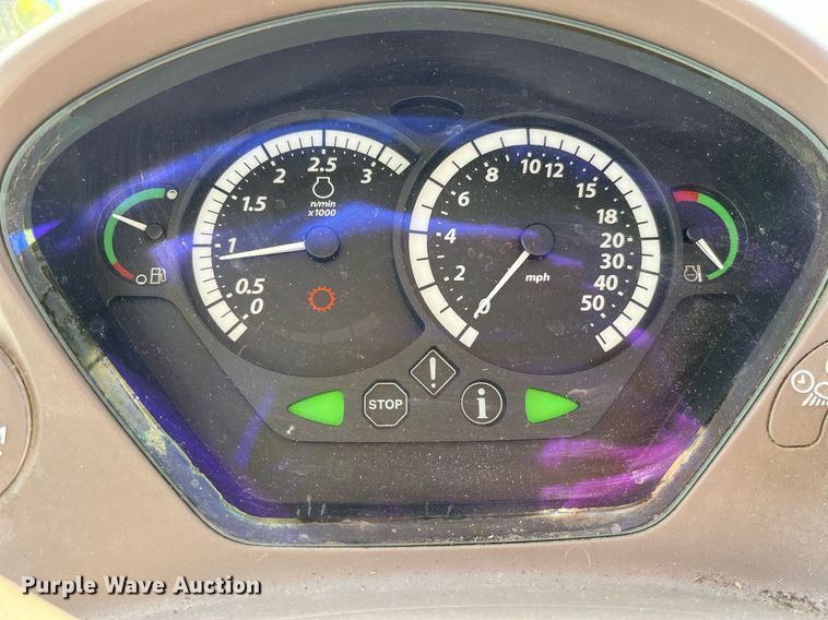 image for item LA9869 John Deere 7130 Premium  MFWD tractor