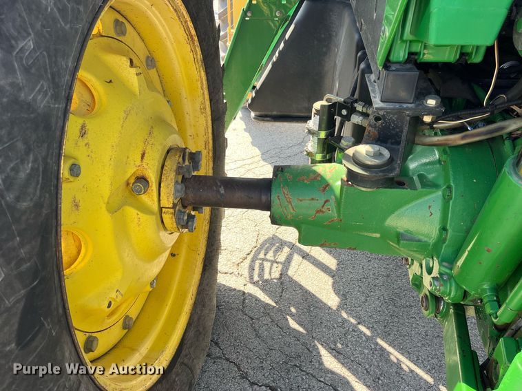 image for item LA9869 John Deere 7130 Premium  MFWD tractor