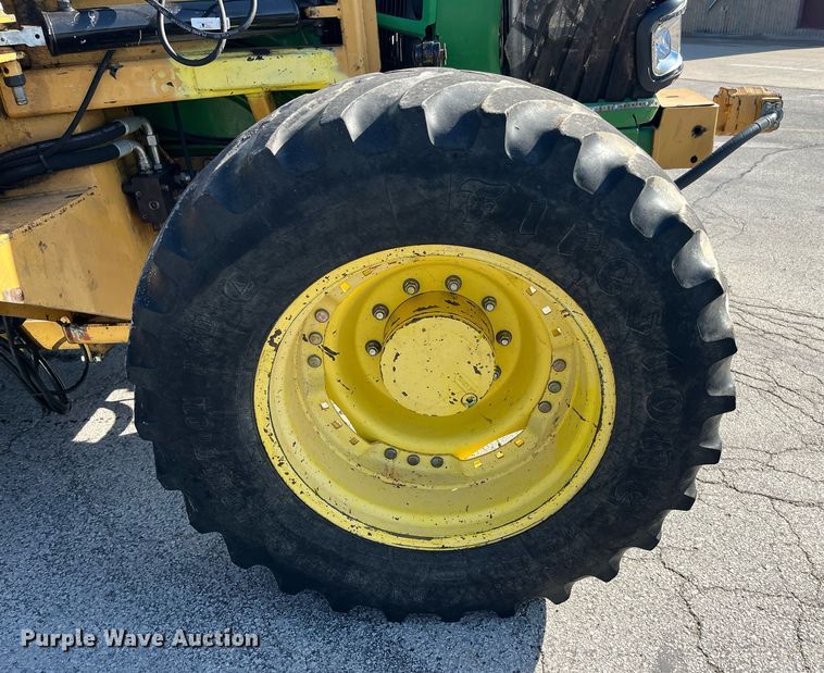 image for item LA9869 John Deere 7130 Premium  MFWD tractor