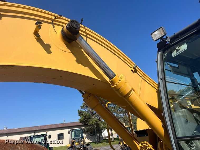 image for item LA9871 2007 John Deere 210CW  wheeled excavator