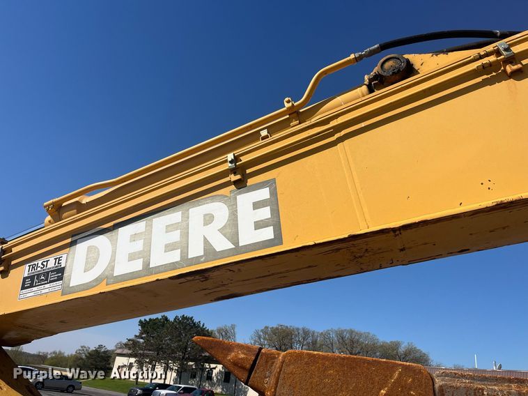 image for item LA9871 2007 John Deere 210CW  wheeled excavator