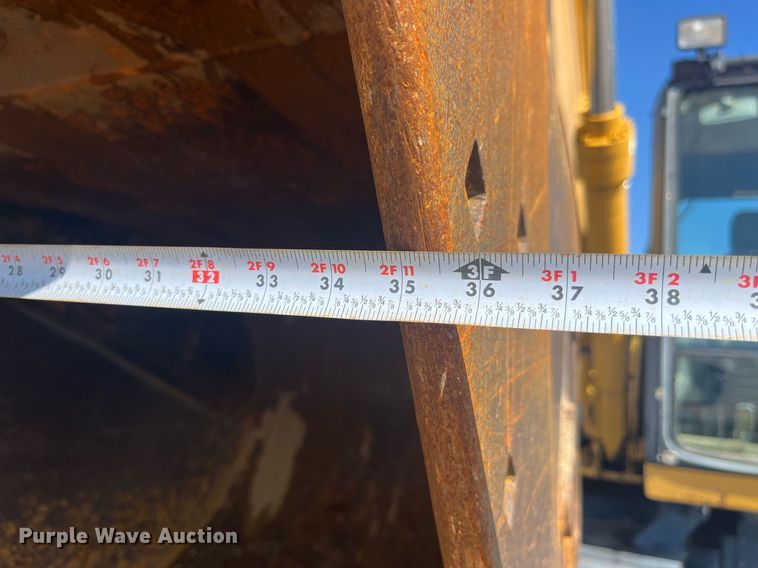 image for item LA9871 2007 John Deere 210CW  wheeled excavator