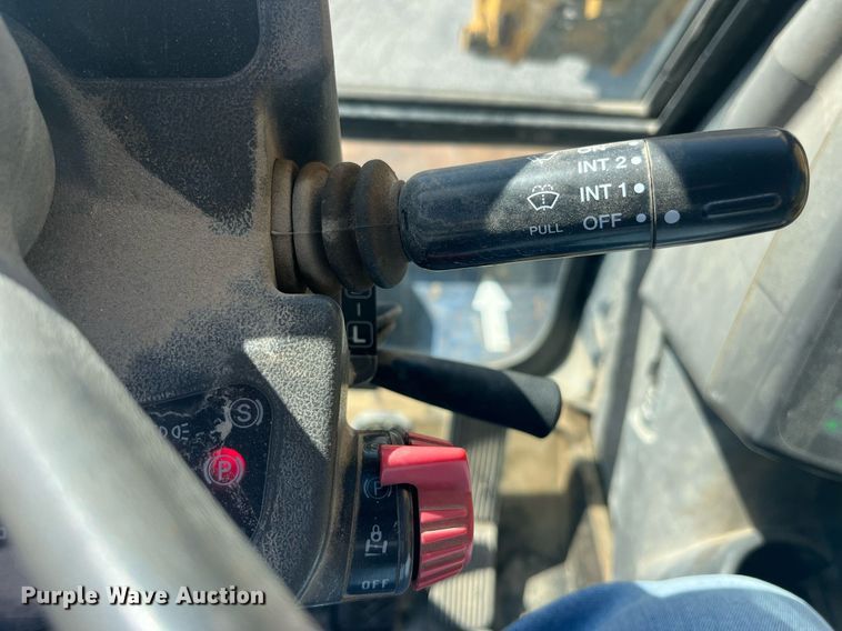 image for item LA9871 2007 John Deere 210CW  wheeled excavator