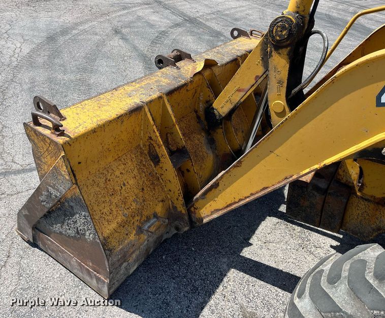 image for item LA9872 2003 John Deere 410G  backhoe