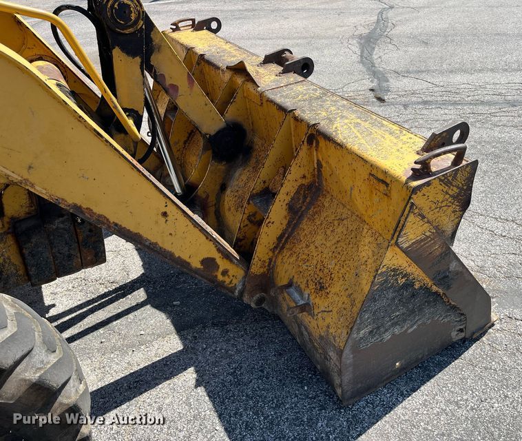 image for item LA9872 2003 John Deere 410G  backhoe