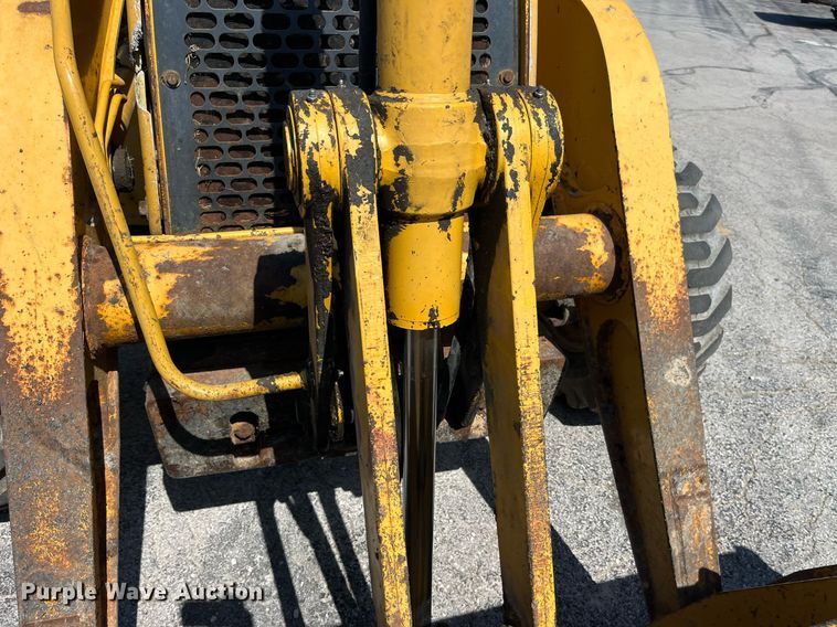 image for item LA9872 2003 John Deere 410G  backhoe