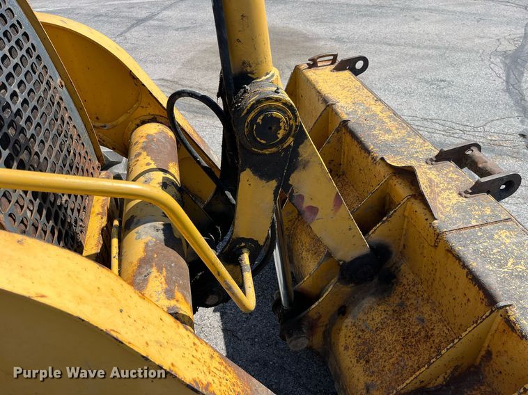 image for item LA9872 2003 John Deere 410G  backhoe