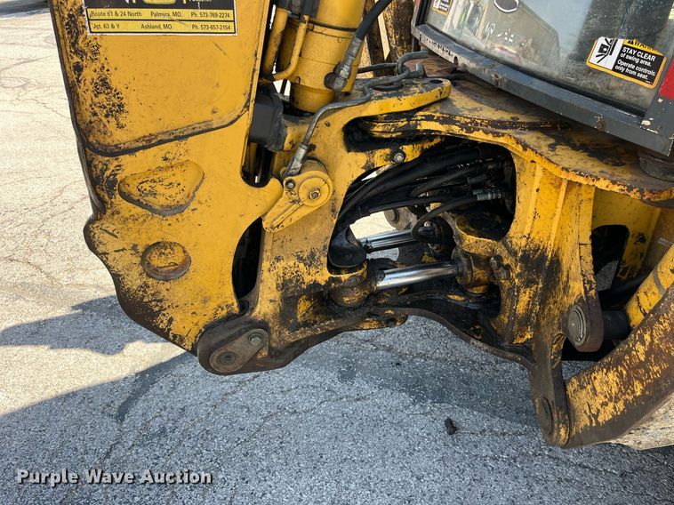 image for item LA9872 2003 John Deere 410G  backhoe