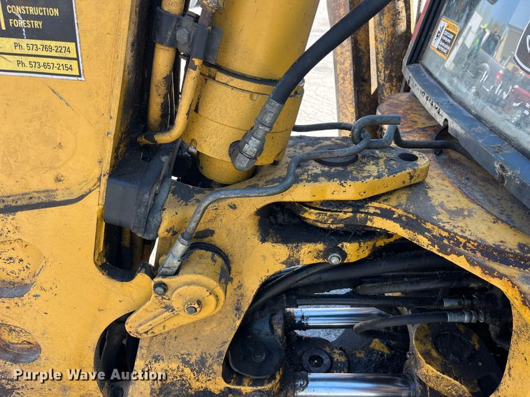 image for item LA9872 2003 John Deere 410G  backhoe