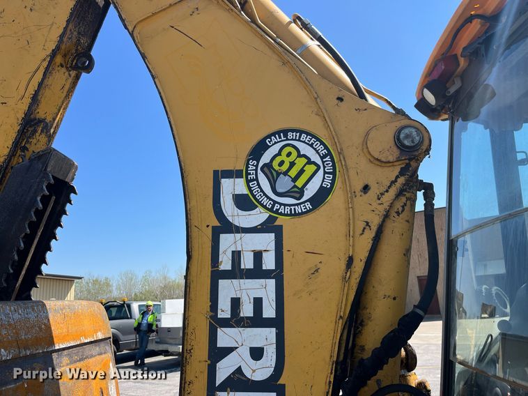 image for item LA9872 2003 John Deere 410G  backhoe