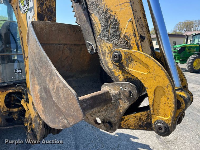 image for item LA9872 2003 John Deere 410G  backhoe