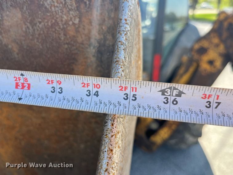 image for item LA9872 2003 John Deere 410G  backhoe