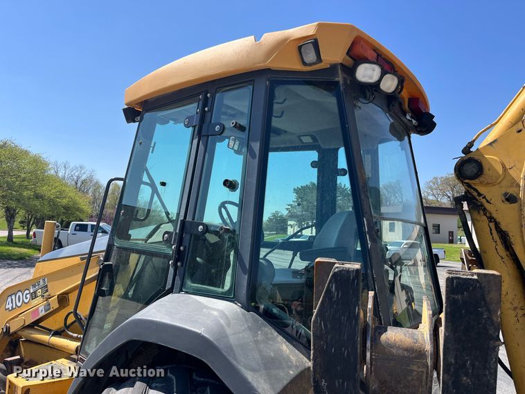image for item LA9872 2003 John Deere 410G  backhoe