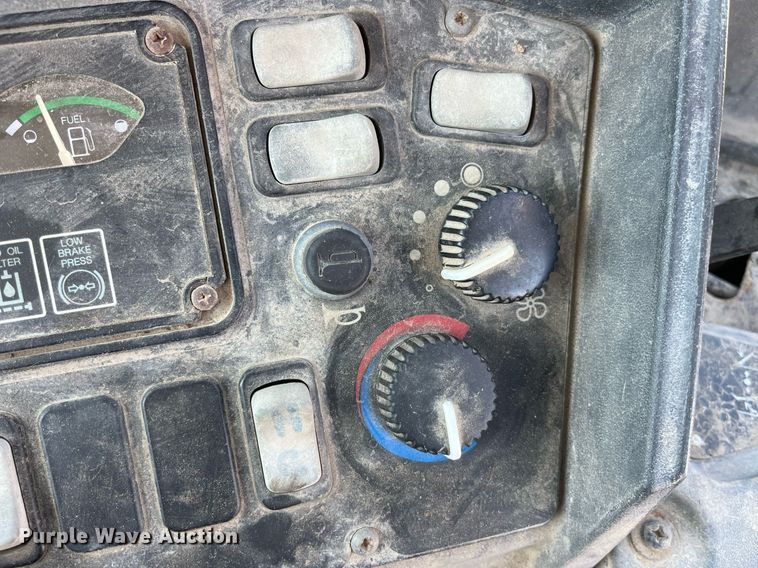 image for item LA9872 2003 John Deere 410G  backhoe