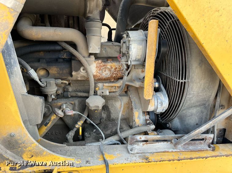 image for item LA9872 2003 John Deere 410G  backhoe