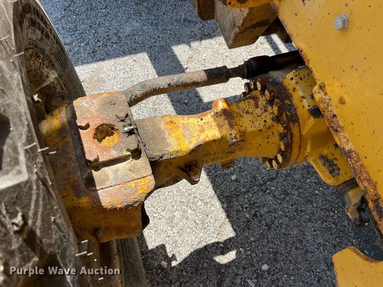 image for item LA9872 2003 John Deere 410G  backhoe