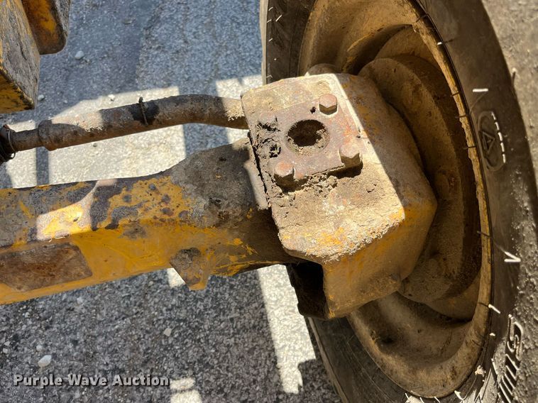 image for item LA9872 2003 John Deere 410G  backhoe