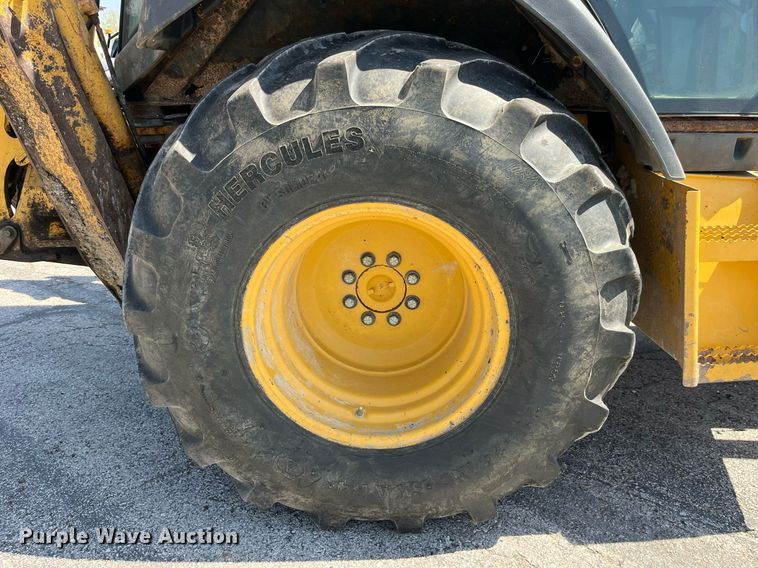 image for item LA9872 2003 John Deere 410G  backhoe