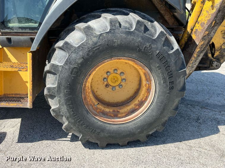 image for item LA9872 2003 John Deere 410G  backhoe