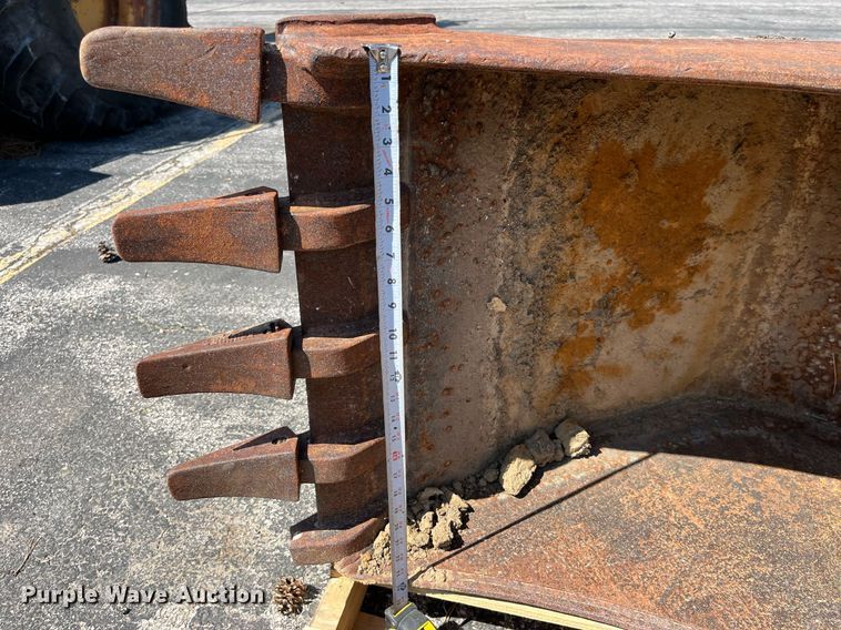 image for item LA9872 2003 John Deere 410G  backhoe