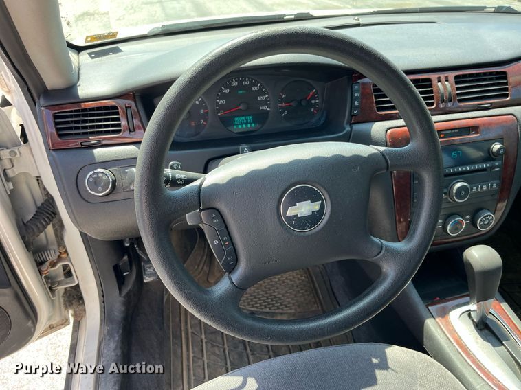 image for item LA9873 2008 Chevrolet Impala LS