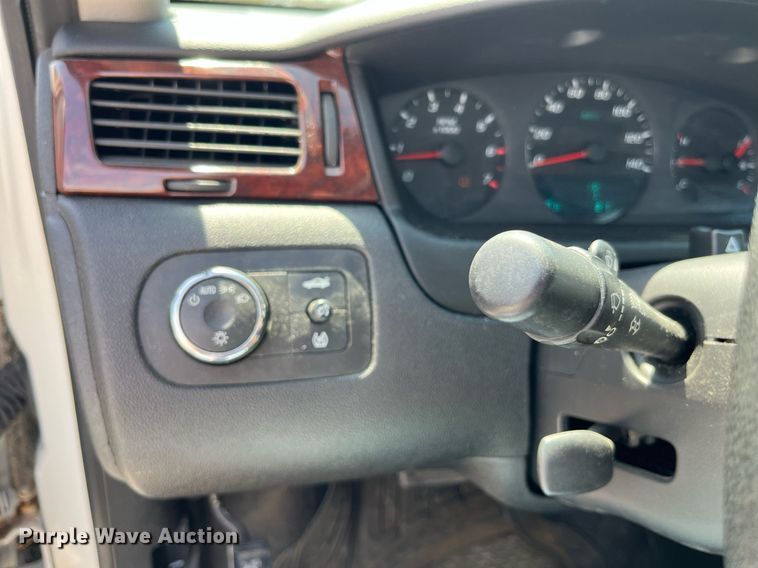 image for item LA9873 2008 Chevrolet Impala LS