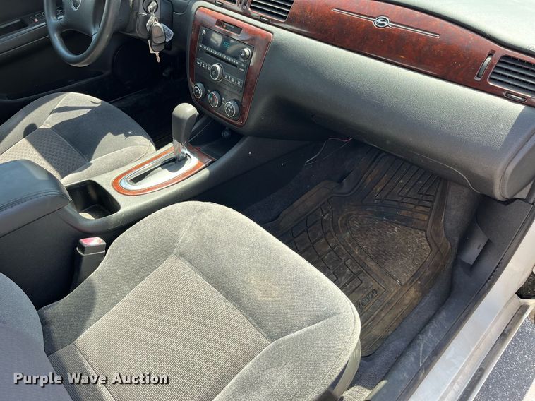 image for item LA9873 2008 Chevrolet Impala LS