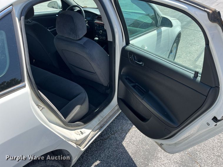 image for item LA9873 2008 Chevrolet Impala LS