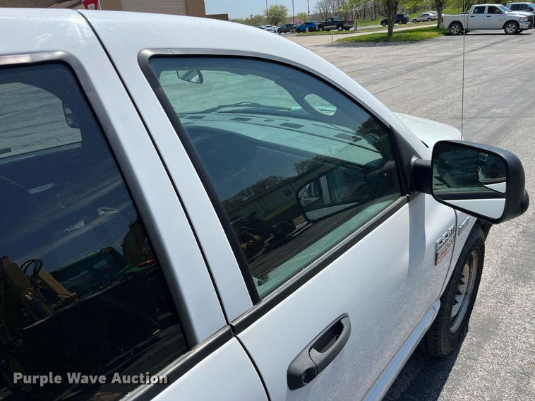 image for item LA9874 2008 Dodge Ram 2500HD  Quad Cab pickup truck