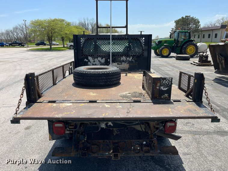 image for item LA9875 2008 Ford F250 Super Duty XL  Crew Cab flatbed pickup truck