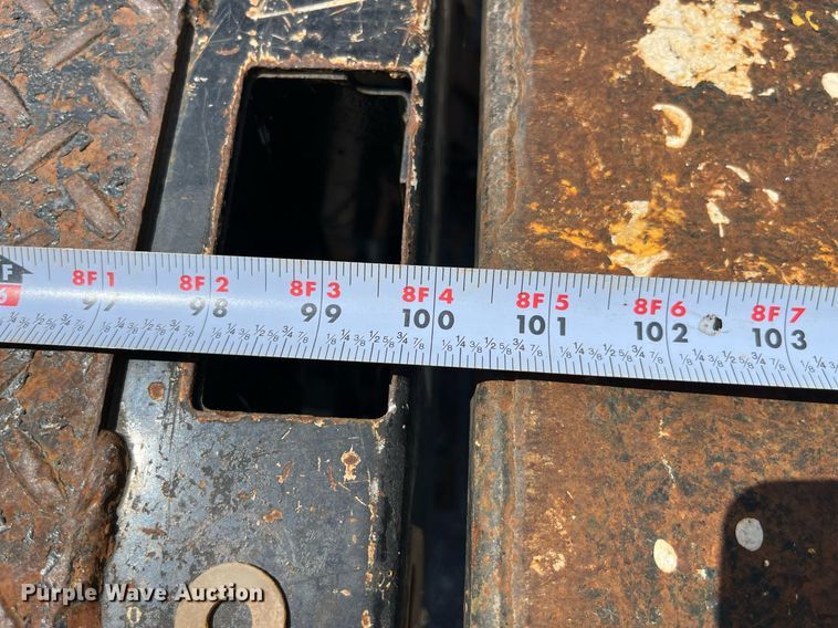 image for item LA9875 2008 Ford F250 Super Duty XL  Crew Cab flatbed pickup truck