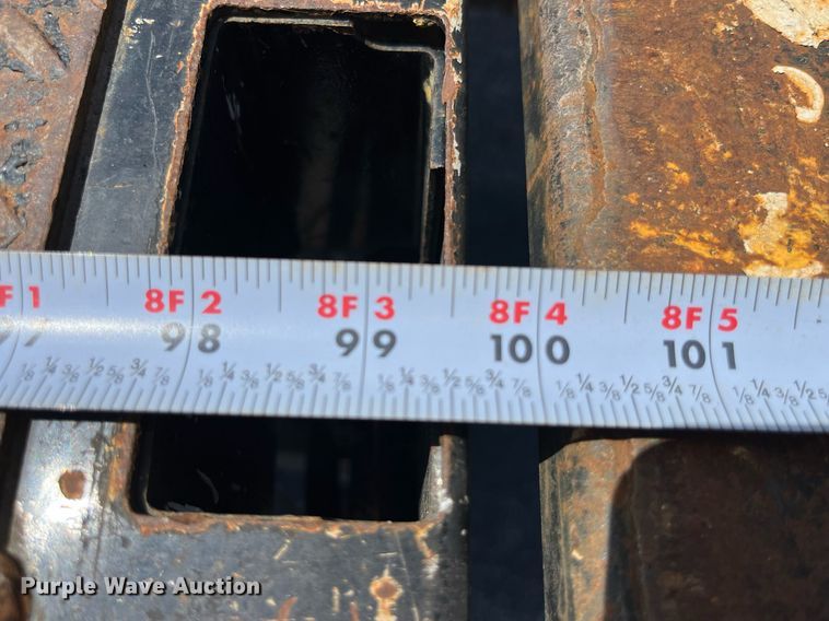 image for item LA9875 2008 Ford F250 Super Duty XL  Crew Cab flatbed pickup truck