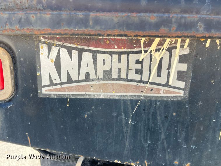 image for item LA9875 2008 Ford F250 Super Duty XL  Crew Cab flatbed pickup truck