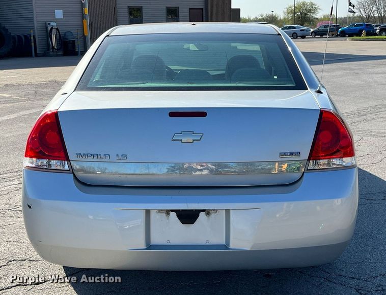 image for item LA9876 2009 Chevrolet Impala LS