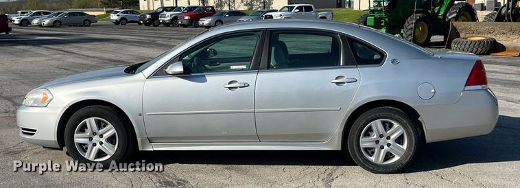 image for item LA9876 2009 Chevrolet Impala LS