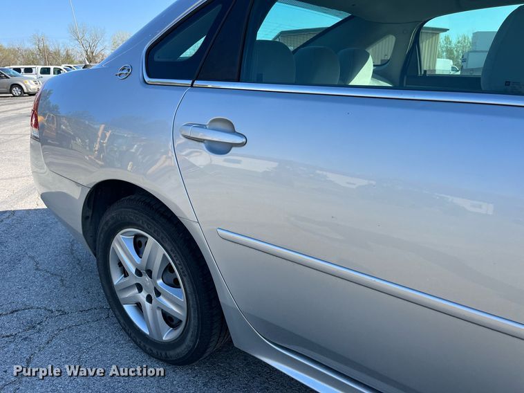 image for item LA9876 2009 Chevrolet Impala LS